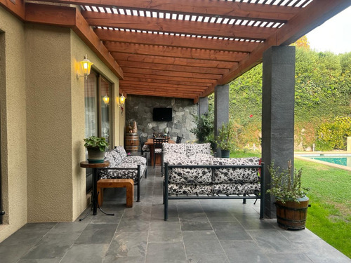 Venta Casa NP 5D en suite Walk-in cl&oacute;set 5B 3E 2B La Reina Alta - La Reina