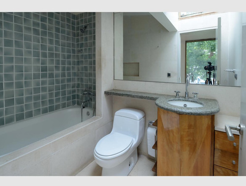 Venta Casa 5D 5B 2E 1B Los Trapenses - Lo Barnechea