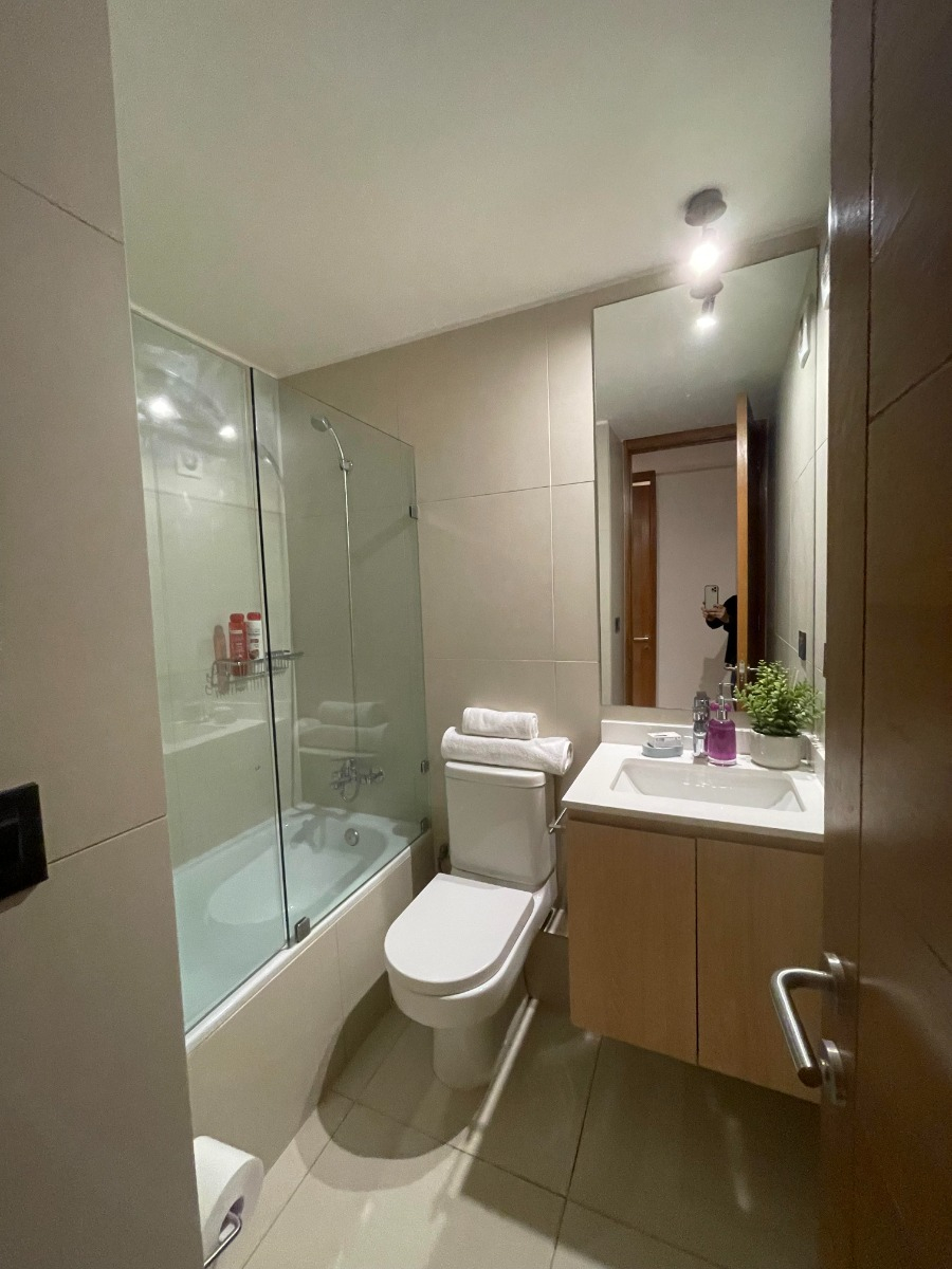 Arriendo Departamento SP 2D 2B 1E Barrio El Golf - Las Condes