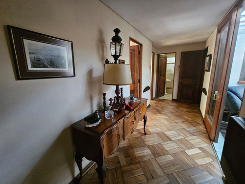 Venta Casa 6D en suite 3B 6E 1B Metro Manquehue - Apumanque - Las Condes