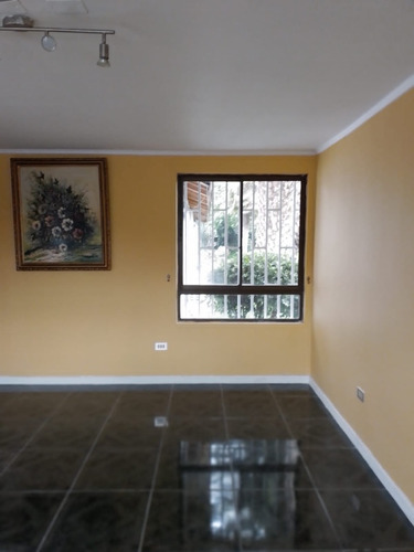 Arriendo Casa 3D 2B 4E 1B Chicureo - Colina