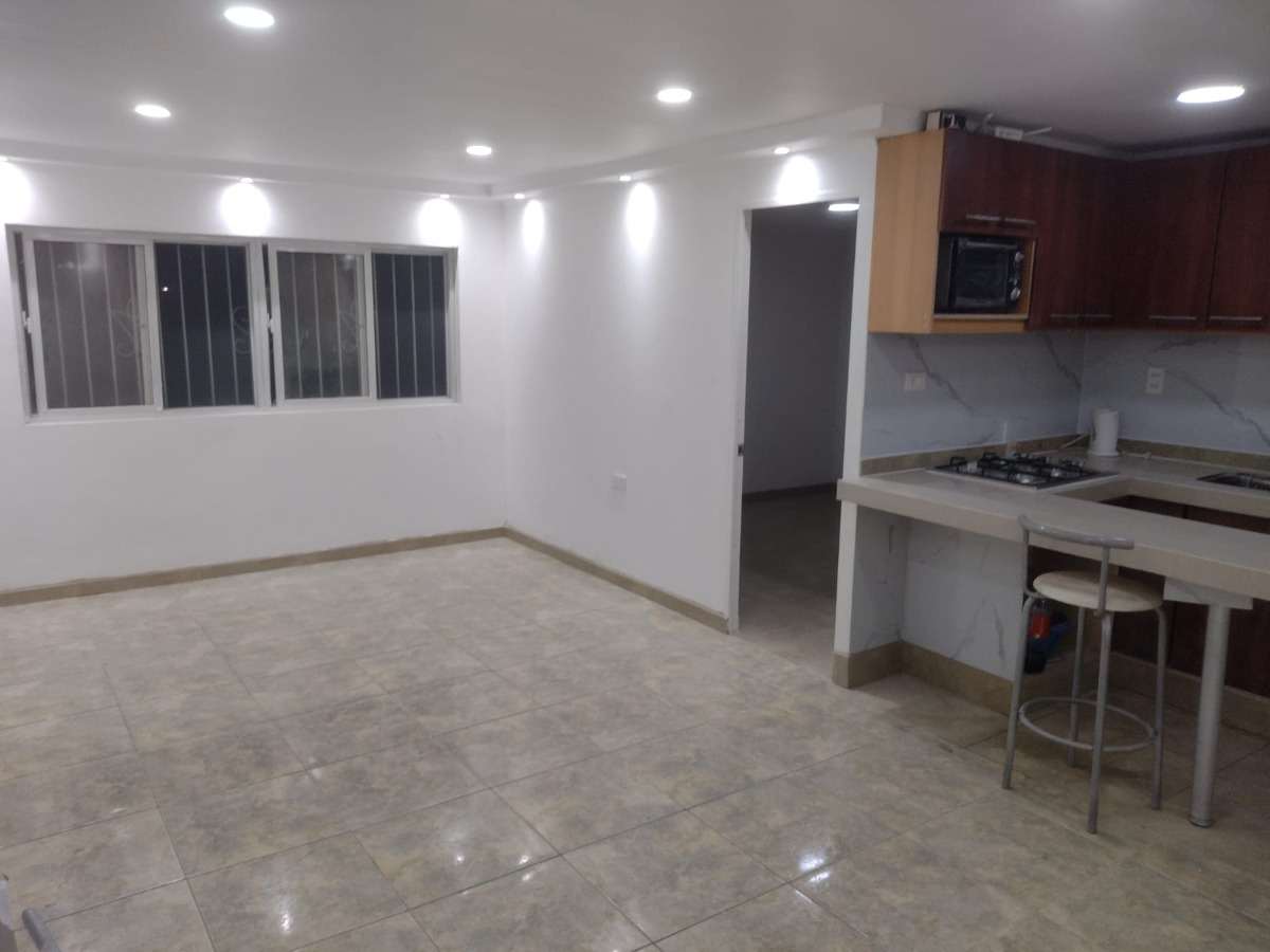 Venta Casa NP 3D en suite 1B 4E Villa Los Jard&iacute;nes - Villa Los Presidentes - &Ntilde;u&ntilde;oa