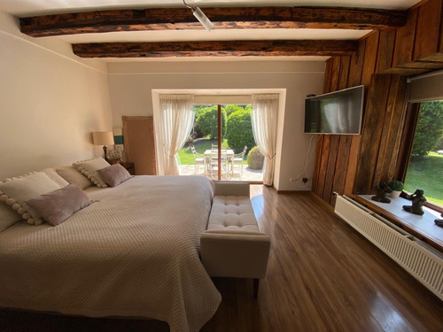 Venta Casa 6D Walk-in cl&oacute;set 5B 10E 1B Chicureo - Colina