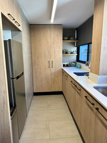 Arriendo Departamento NO 2D 3B 2E 1B Barrio El Golf - Las Condes