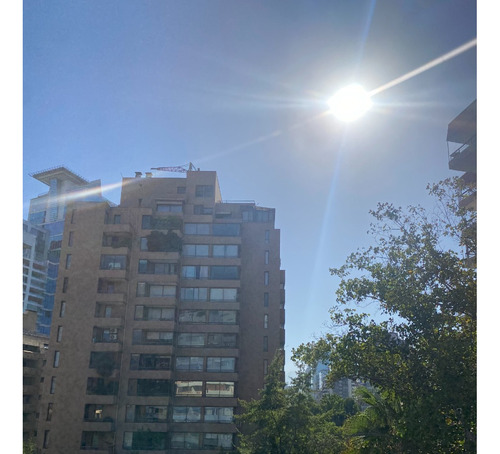 Venta Departamento SO 1D 1B Barrio El Golf - Las Condes