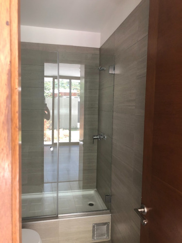 Arriendo Departamento NO 1D en suite Walk-in cl&oacute;set 1B 1E 1B Metro Hernando de Magallanes - Las Condes