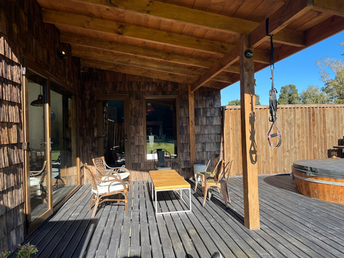 Arriendo Casa NO 5D en suite Walk-in cl&oacute;set 5B 12E 2B Camino a Ensenada - Puerto Varas