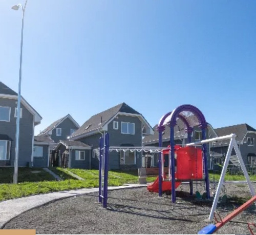 Venta Casa 3D en suite Walk-in cl&oacute;set 3B 3E 1B  - Puerto Varas