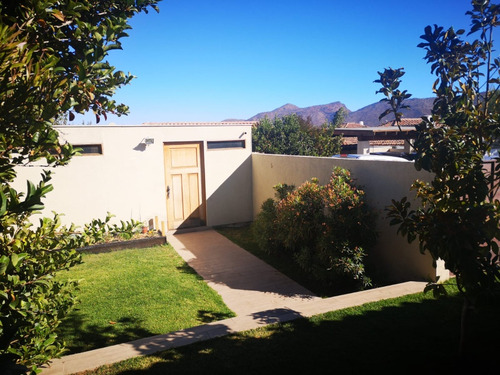 Venta Casa 3D 3B 3E Chicureo - Colina