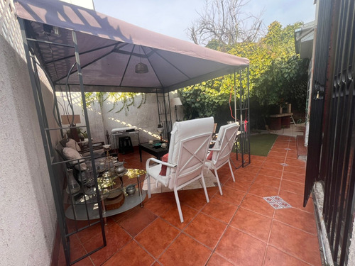 Venta Casa NO 3D 2B 1E 1B Metro Manquehue - Apumanque - Las Condes