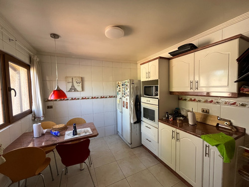 Venta Casa NOSP 5D en suite Walk-in cl&oacute;set 5B 2E Los Dominicos - Las Condes