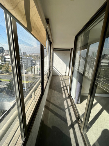 Arriendo Departamento N 1D en suite Walk-in cl&oacute;set 1B 1E 1B Metro Manquehue - Apumanque - Las Condes