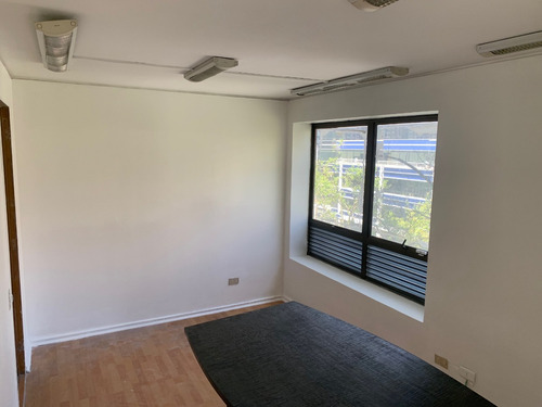 Arriendo Oficina 2B 1E Pedro de Valdivia - Providencia