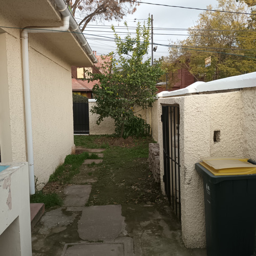 Arriendo Casa 3D 2B 3E 1B Metro Pr&iacute;ncipe de Gales - Country Club - La Reina