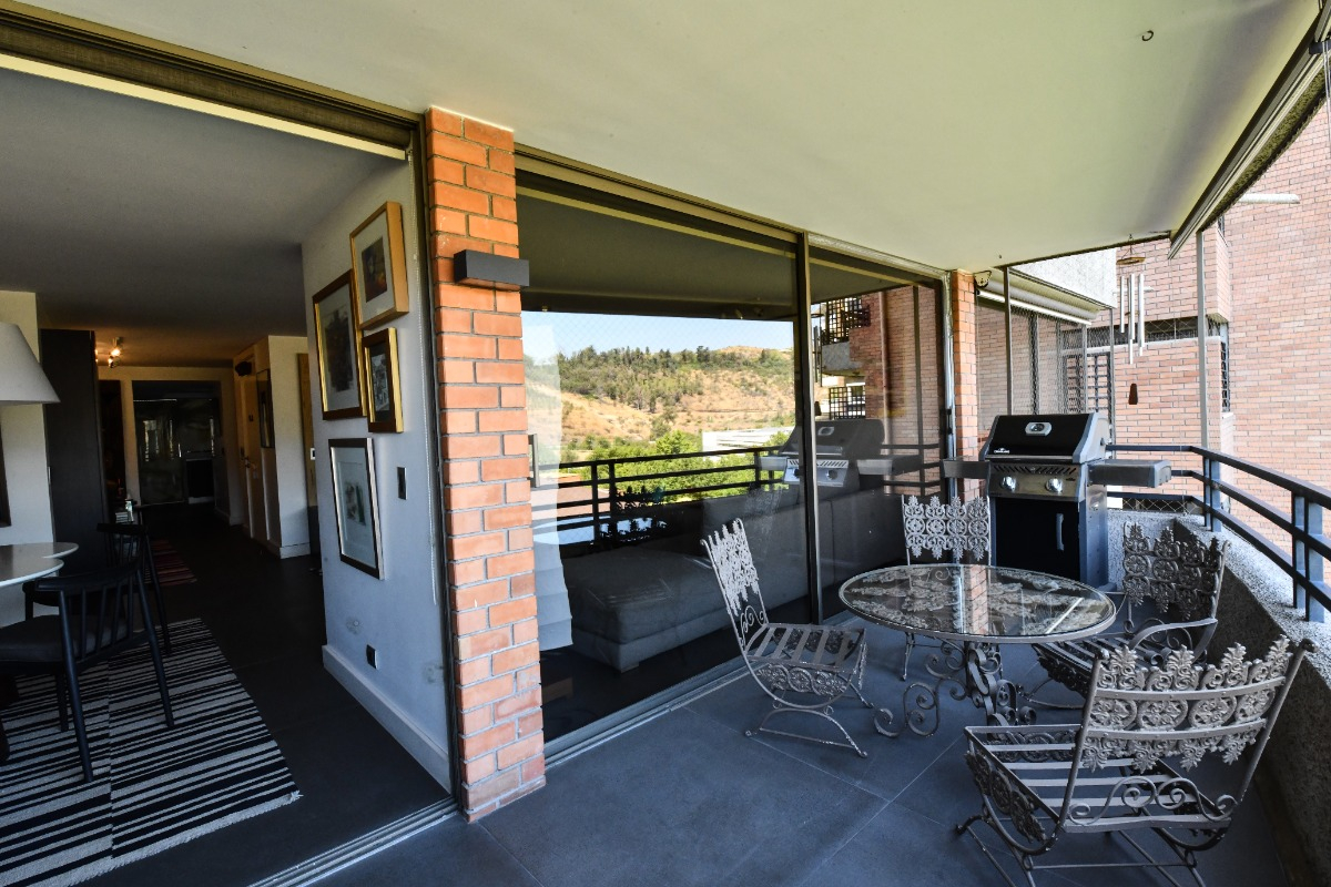 Venta Departamento O 2D en suite Walk-in cl&oacute;set 3B 2E 1Bd Parque Bicentenario - Vitacura