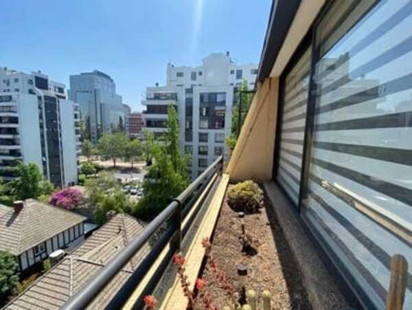 Venta Departamento N 4D en suite 3B 1E 1Bd Metro Escuela Militar - Las Condes