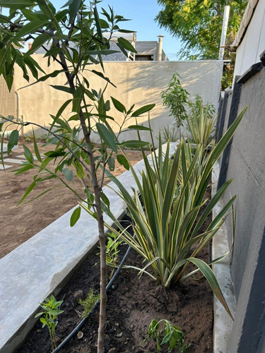 Arriendo Casa NO 2D en suite Walk-in cl&oacute;set 2B 1E Estadio Croata - Vitacura