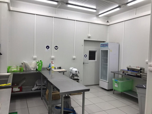 Fábrica De Alimentos Con Resolución Y Patente En Recoleta
