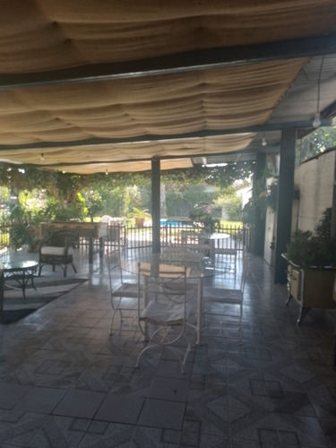 Arriendo Casa 3D 2B 4E 1B Chicureo - Colina