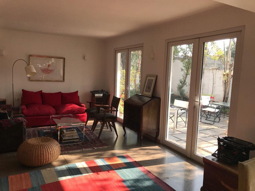 Venta Casa NO 4D Walk-in cl&oacute;set 3B 1E Campus Oriente - Providencia