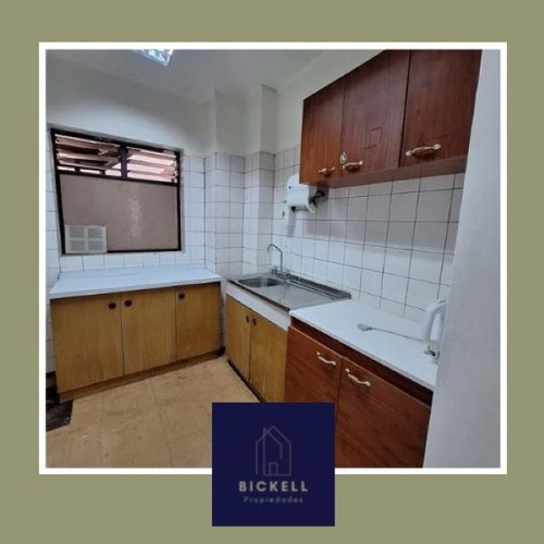 Arriendo Oficina NP 3B 1E Metro Irarr&aacute;zaval - &Ntilde;u&ntilde;oa