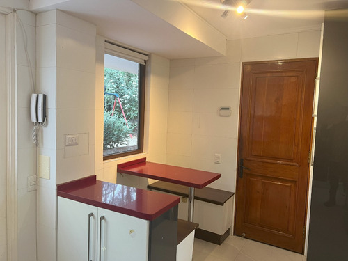Venta Casa O 5D en suite Walk-in cl&oacute;set 6B 2E 2B San Carlos de Apoquindo - Las Condes