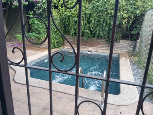 Arriendo Casa S 3D en suite Walk-in cl&oacute;set 2B 1E 1B  - Las Condes