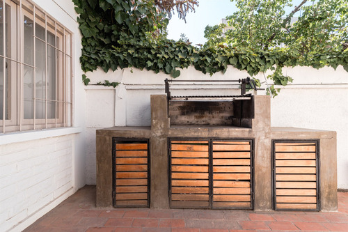 Venta Casa NP 4D 3B 4E Rotonda Atenas - Las Condes