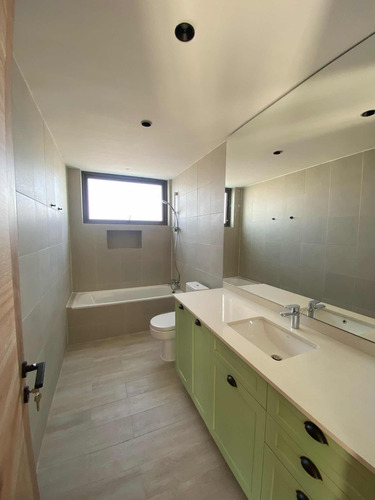 Arriendo Casa 5D 5B 3E 1B Chicureo - Colina