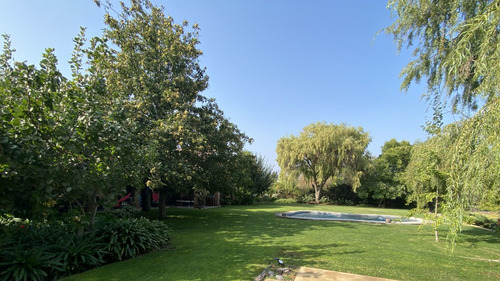 Venta Casa 6D en suite Walk-in cl&oacute;set 7B 6E 1B Chicureo - Colina