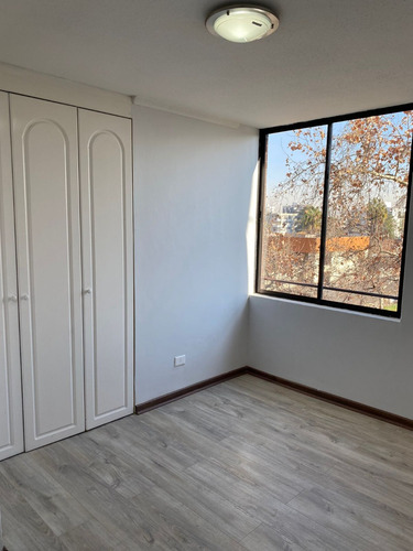 Arriendo Departamento P 3D en suite 2B 2E 1B Campus Oriente - Providencia