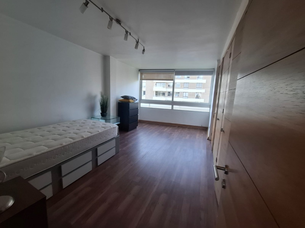 Arriendo Departamento NO 5D en suite Walk-in cl&oacute;set 4B 2E Alto Las Condes - Las Condes