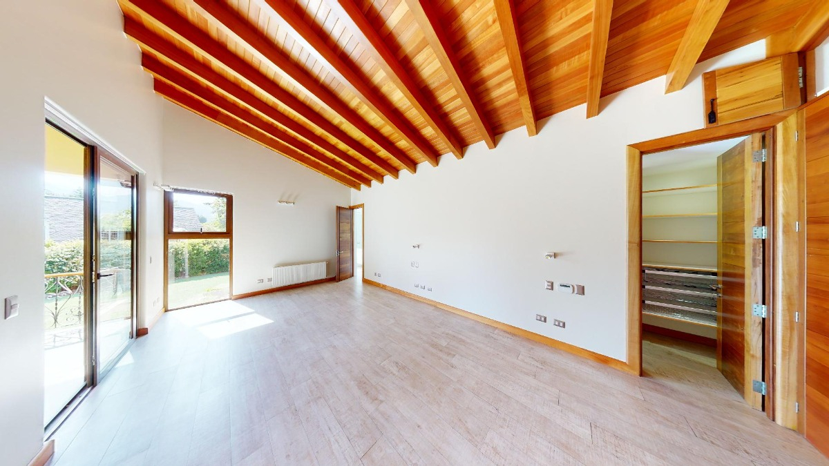 Arriendo Casa NO 3D en suite Walk-in cl&oacute;set 4B 3E 1Bd La Dehesa - Lo Barnechea