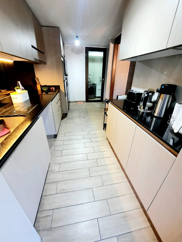 Venta Departamento O 3D en suite Walk-in cl&oacute;set 3B 2E 1B Campus Oriente - Providencia