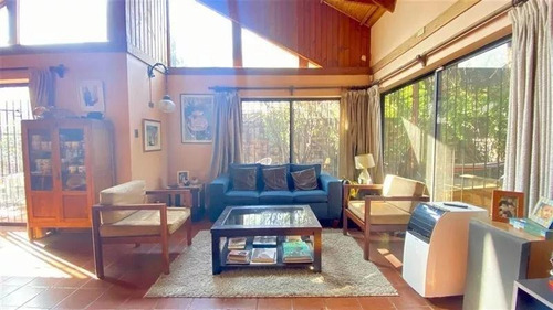 Venta Casa 4D 3B 4E 1B Los Dominicos - Las Condes