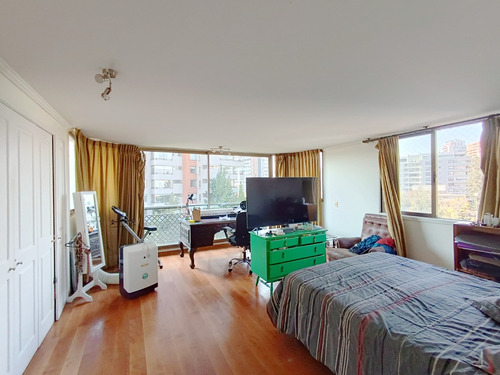 Arriendo Departamento N 4D en suite 4B 1E 1B Vaticano - Las Condes