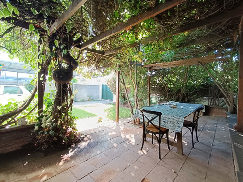 Arriendo Casa O 5D en suite 3B 2E 1B Metro Bilbao - Providencia