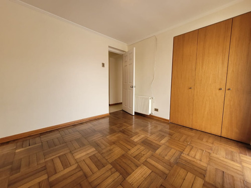 Arriendo Casa 5D en suite Walk-in cl&oacute;set 4B 2E Metro Hernando de Magallanes - Las Condes