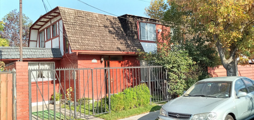 Venta Casa O 4D 3B 1E  - Las Condes