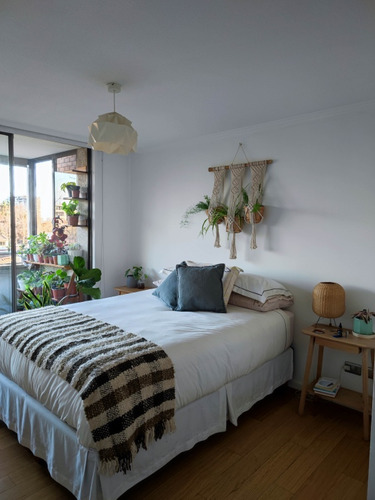 Venta Departamento SO 2D en suite Walk-in cl&oacute;set 2B 1E 1B Barrio Italia - Providencia