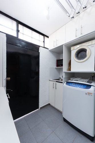 Venta Casa NOSP 4D en suite Walk-in cl&oacute;set 4B 3E 1B Carlos Ossand&oacute;n - La Reina