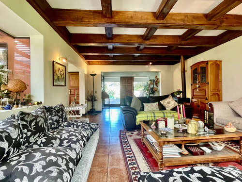 Venta Casa NOSP 4D en suite Walk-in cl&oacute;set 3B 8E 1B Chicureo - Colina