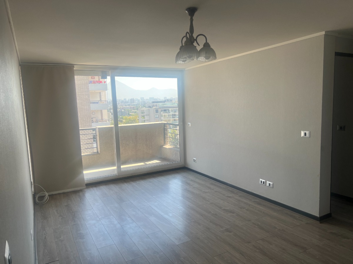 Arriendo Departamento 2D en suite Walk-in cl&oacute;set 2B 1E 1Bd Plaza &Ntilde;u&ntilde;oa - &Ntilde;u&ntilde;oa