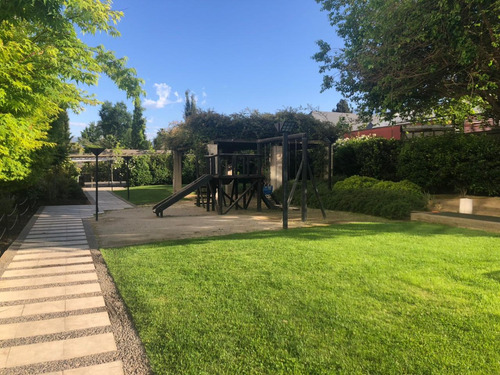 Venta Departamento NP 2D 2B 2E 1B Plaza San Enrique - Lo Barnechea