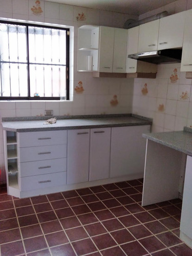 Arriendo Casa NOSP 3D en suite Walk-in cl&oacute;set 3B 2E Las Lilas - Providencia
