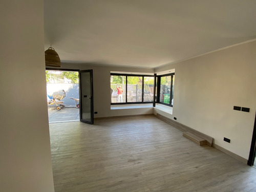 Venta Casa N 3D 2B 2E 1B Juan XXIII - Vitacura