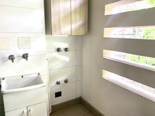 Venta Departamento SP 4D en suite 3B 2E 1B Rotonda Atenas - Las Condes