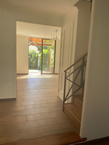 Arriendo Casa 5D 4B 2E San Carlos de Apoquindo - Las Condes