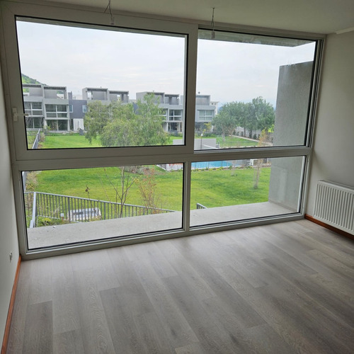 Arriendo Casa NP 4D en suite Walk-in cl&oacute;set 3B 2E Chicureo - Colina