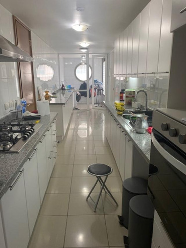 Arriendo Departamento SO 4D 4B 2E 1B Barrio El Golf - Las Condes